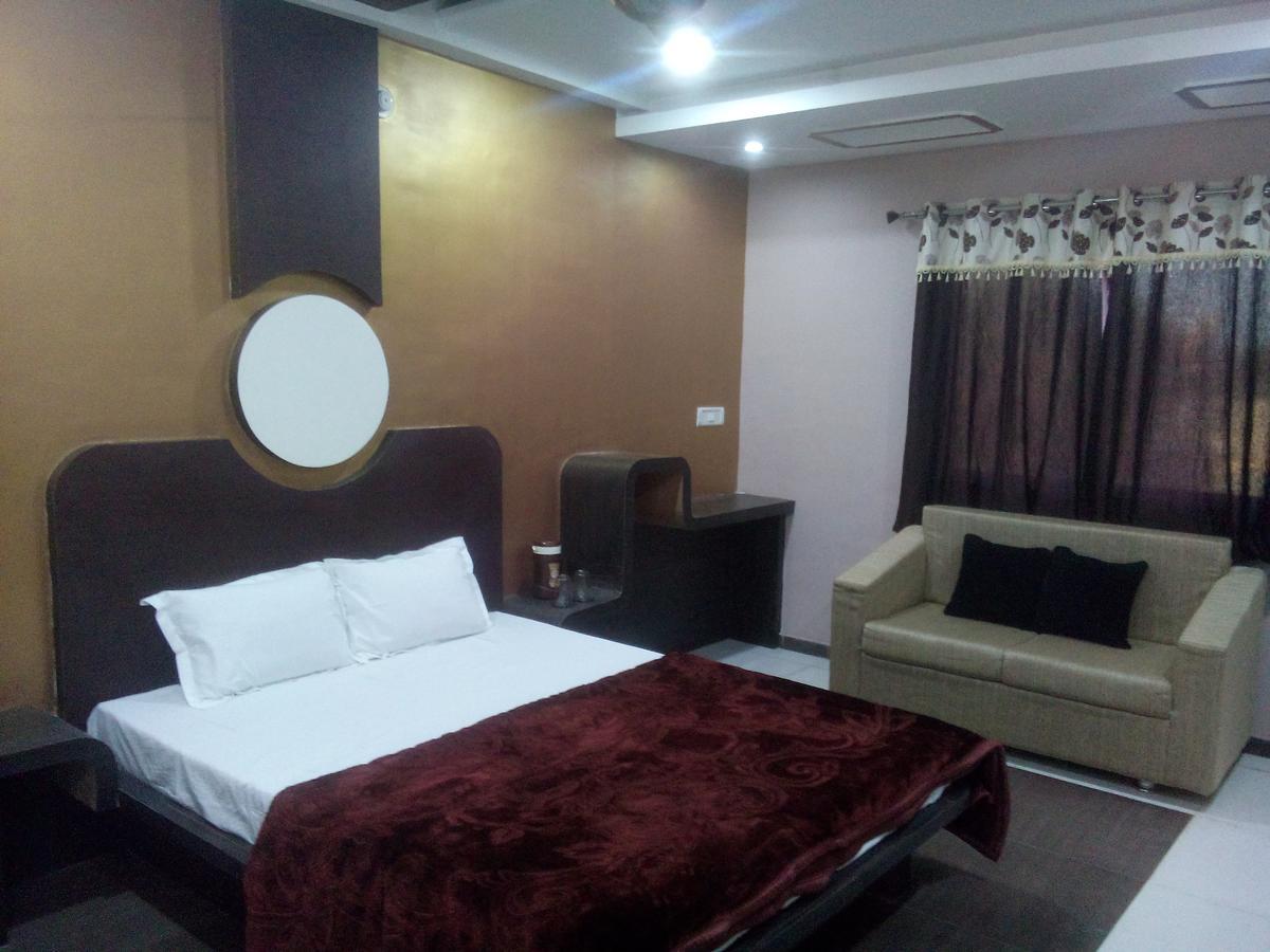 Hotel Palash Regency Bhagor Exteriér fotografie